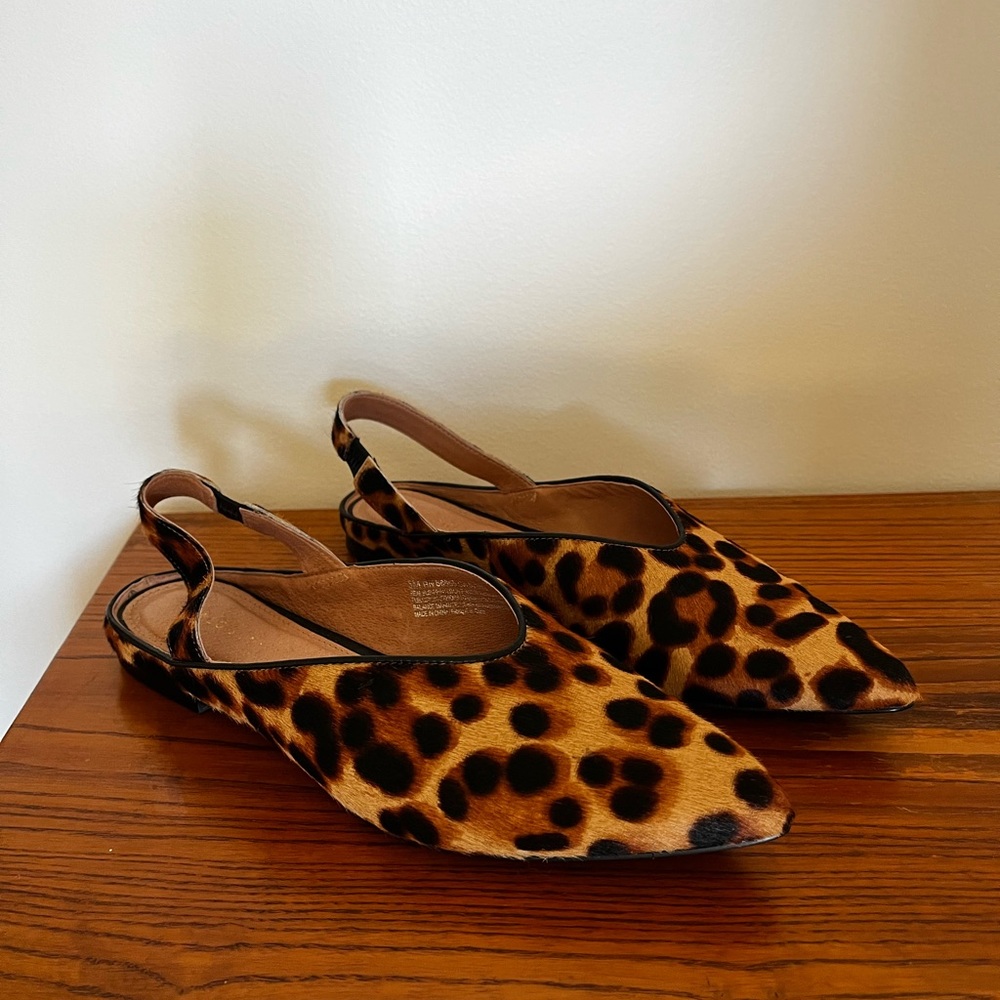 Halogen slingback pointed toe cheetah print flat